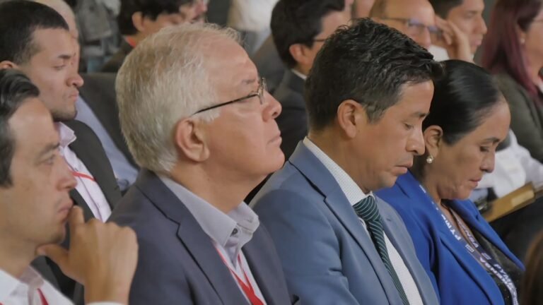 Eficiencia, tiempos de cambio y normativa